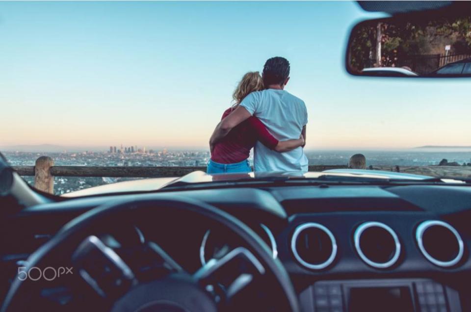 隔夜美股 | 三大指数全线下跌 Figma(FIG.US)首日IPO涨幅达250%