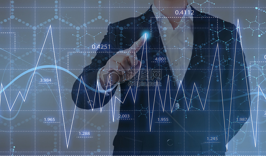 “铁拳”出击 打假治劣