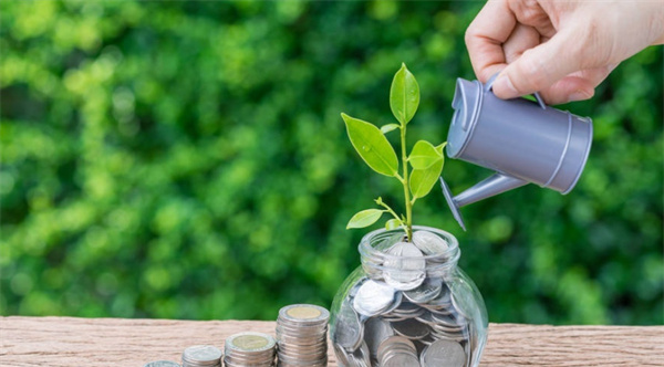 32万快速到账!泰康人寿铜陵中支为客户撑起家庭健康伞