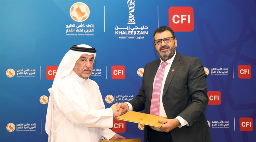 媒体报道:特斯拉(TSLA.US)机器人产量远未达标,承诺年底前生产5000台,现仅有几百台