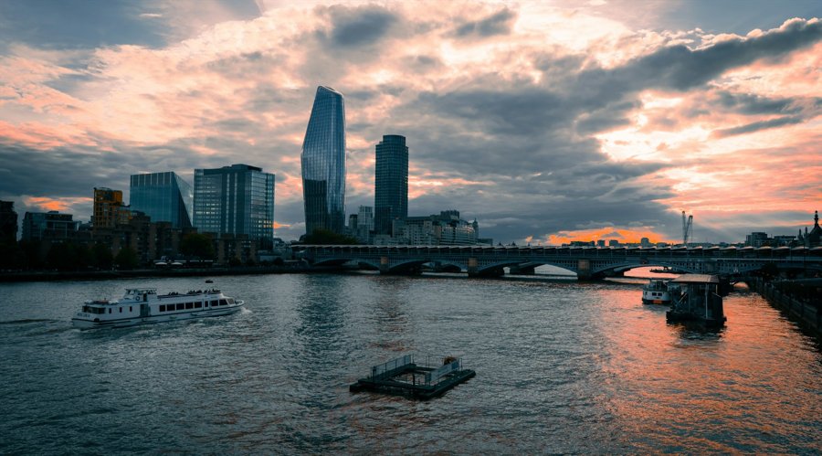 市六届人大常委会第三十一次会议召开